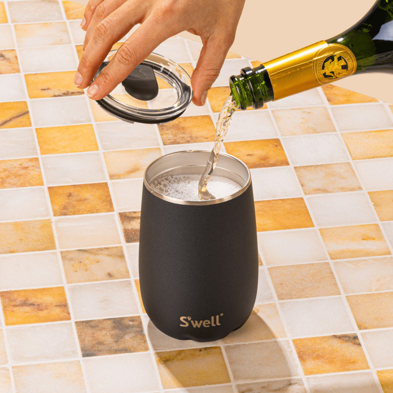 Black Swell Wine Tumbler | CAJL4325